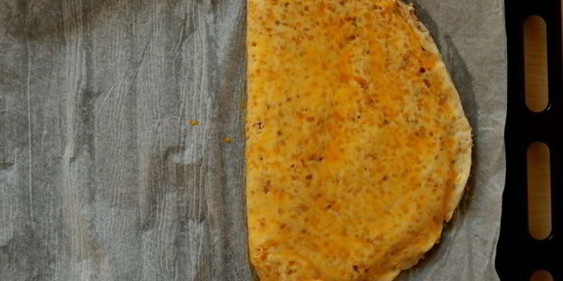 сырно-ореховая лепешка