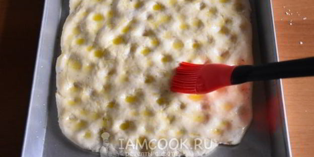 тонкая фокачча на рикотте