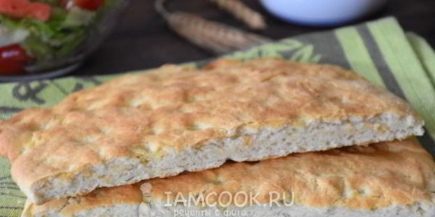 тонкая фокачча на рикотте