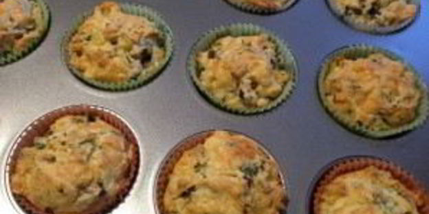 грибные маффины с сыром и зеленью