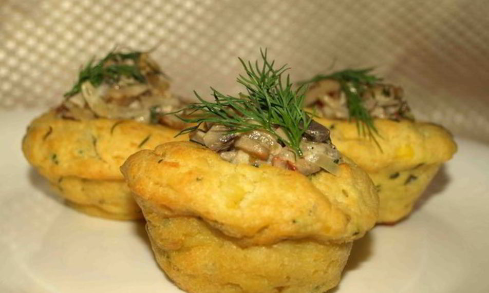Рецепт картофельных маффинов с грибной начинкой