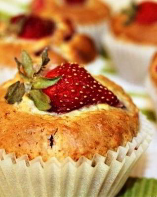 Клубничные маффины