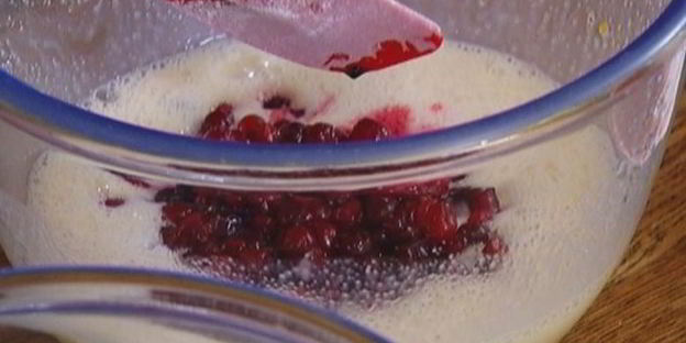 клюквенно-ежевичные маффины