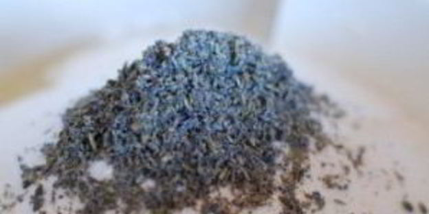 лавандовые маффины с ежевикой и персиками