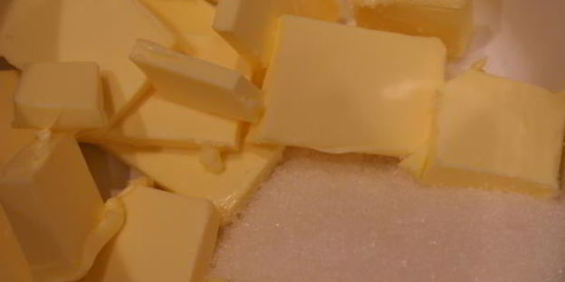 маффины с малиновым кремом и шоколадом