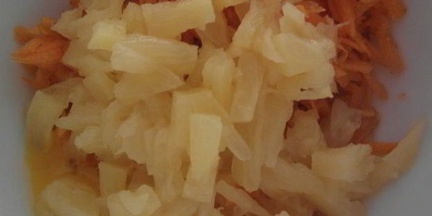 морковные маффины с макадамией и ананасом