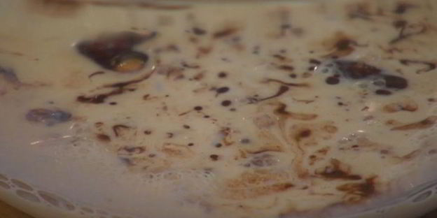 шоколадные маффины с черешней