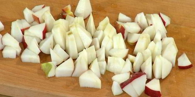 яблочные маффины на кефире с орехами и отрубями