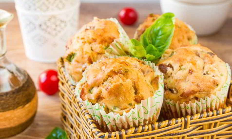 Рецепт закусочных маффинов с лисичками