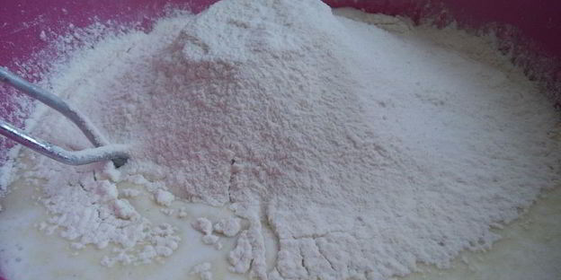 манник на сыворотке