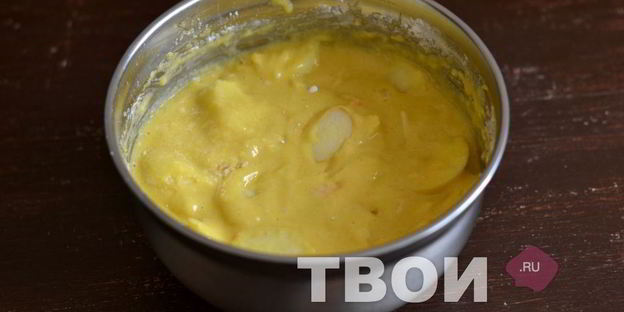 манник с яблоками