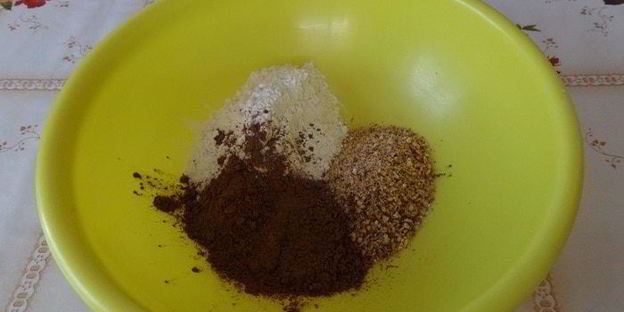 постный шоколадный манник с миндалем