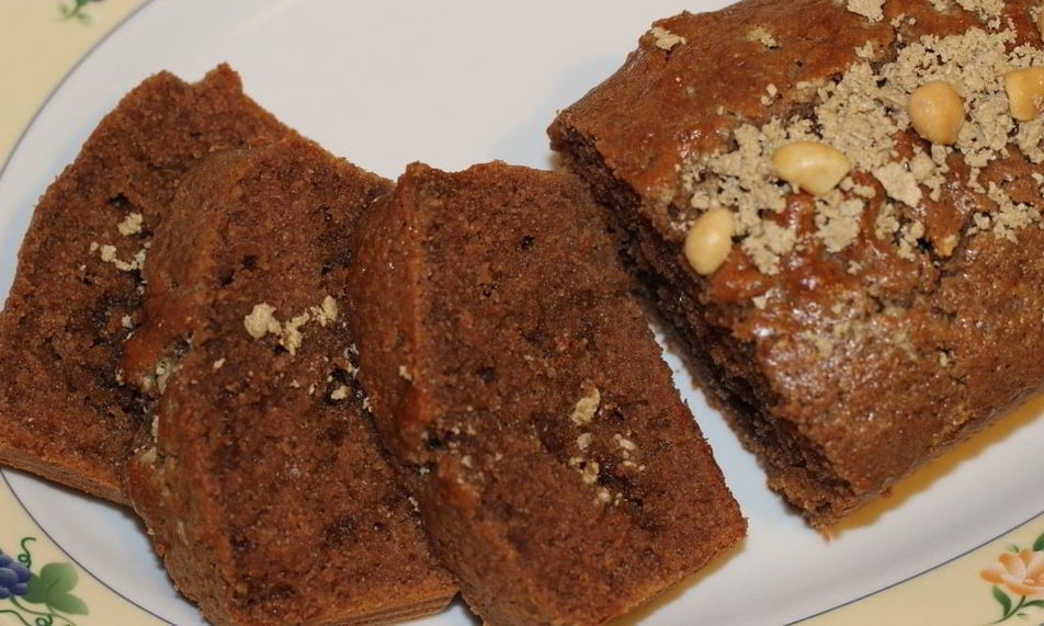 Рецепт шоколадного манника с халвой