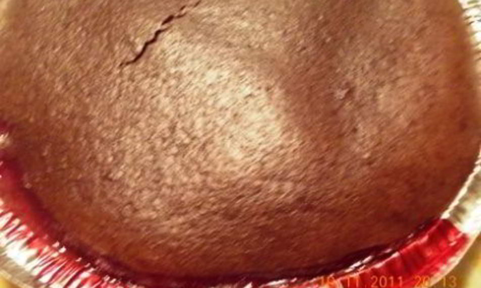 Рецепт шоколадного манника с ягодами