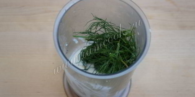 зеленые мини-манники с сыром в мультиварке