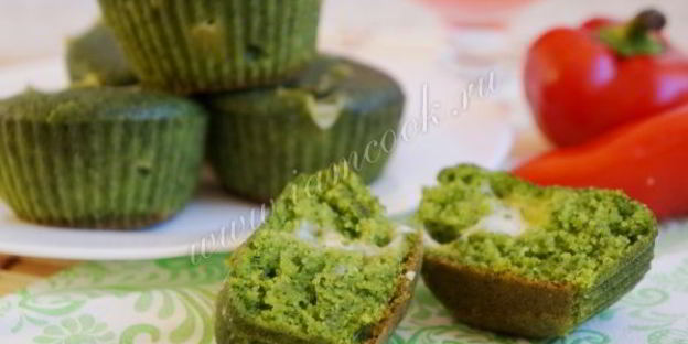 зеленые мини-манники с сыром в мультиварке