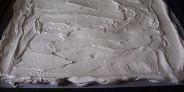 меренговый рулет