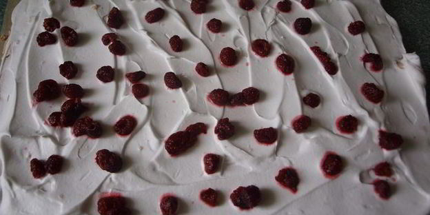 меренговый рулет