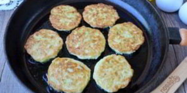 быстрые оладьи из кабачков