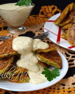 Кабачковые оладьи с морковью