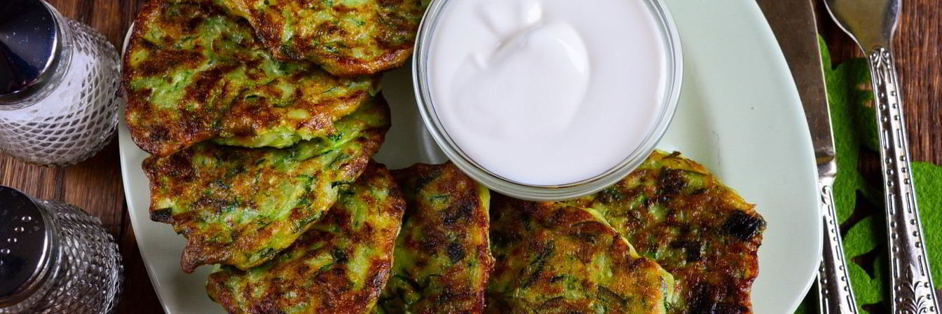 Кабачковые оладьи с сыром