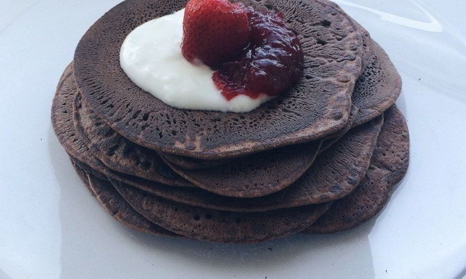 Рецепт кефирных оладушек с черемуховой мукой