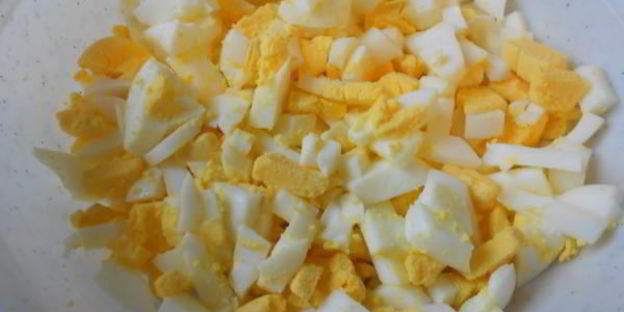 оладушки с яйцом и зеленым луком