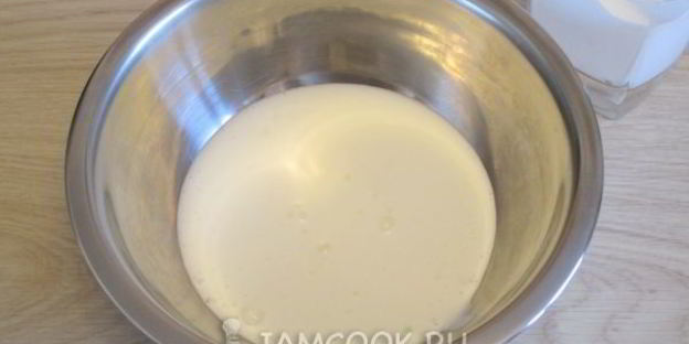 оладьи без яиц с ягодами