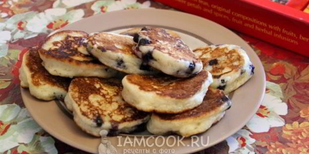 оладьи без яиц с ягодами