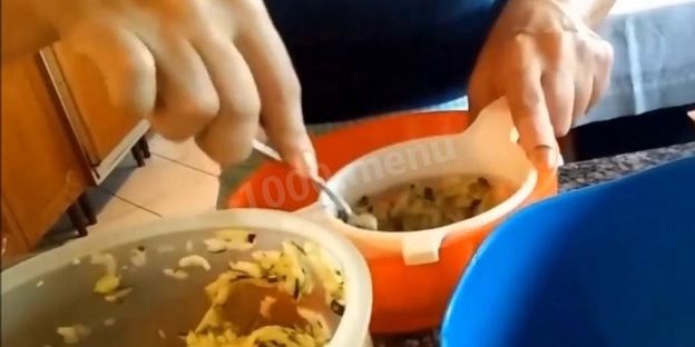 оладьи из кабачков с сыром и ветчиной