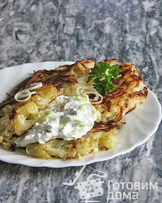 Оладьи из капусты с луковым творогом