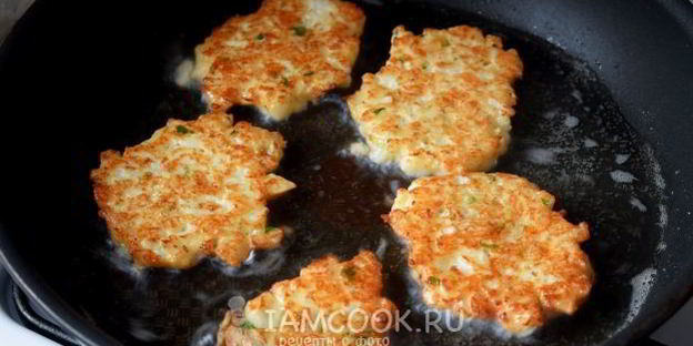 оладьи из цветной капусты с сыром