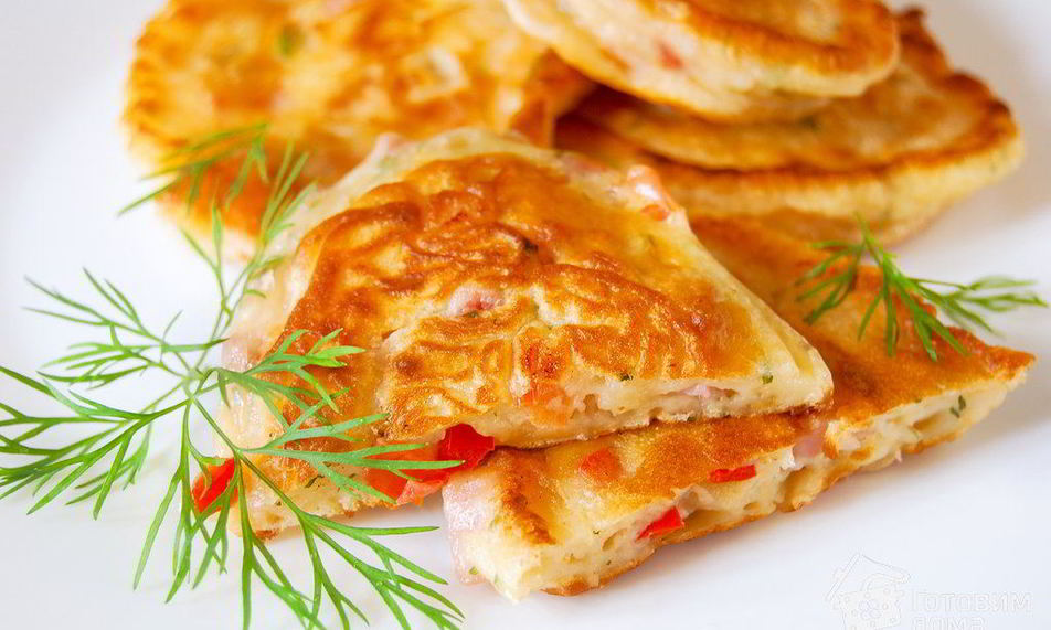 Рецепт оладий с ветчиной, помидорами и болгарским перцем