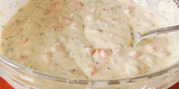 оладьи с ветчиной, помидорами и болгарским перцем