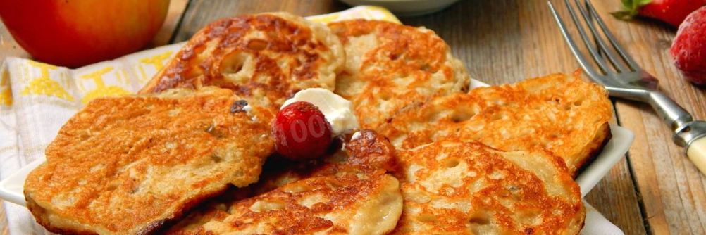 Оладьи с яблоками на кефире