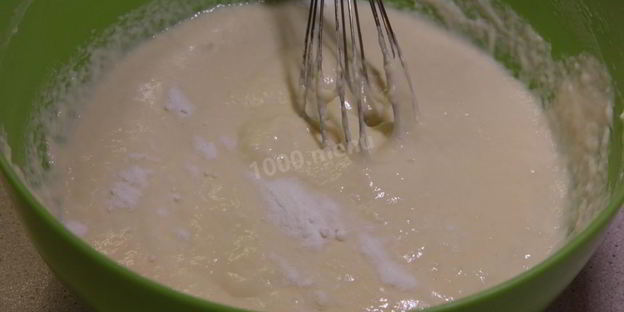 воздушные оладьи на кефире очень пышные