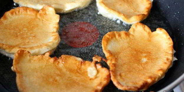 заварные дрожжевые оладьи на молоке