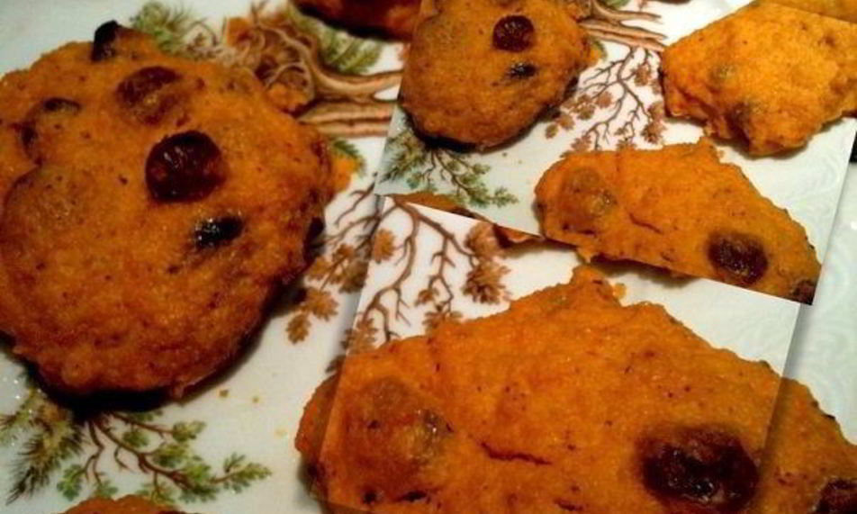 Рецепт морковна-творожного печенье с корицей и изюмом