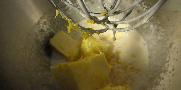 новогоднее марципановое печенье с маком