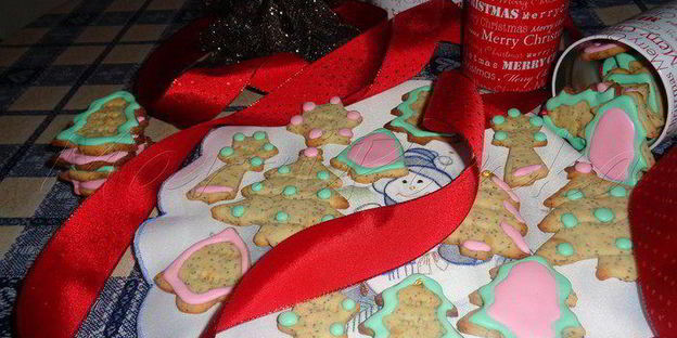 новогоднее марципановое печенье с маком