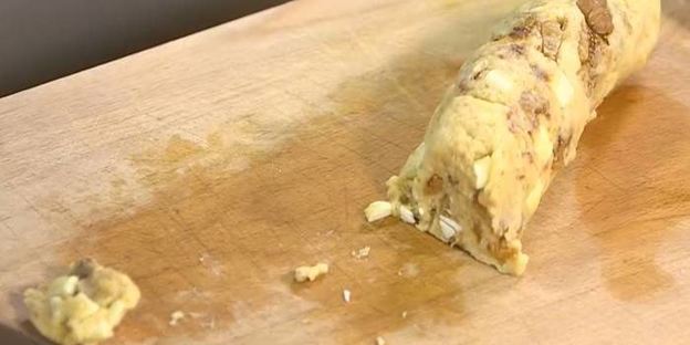 печенье из цельнозерновой муки с шоколадом и инжиром