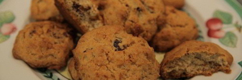 Печенье с финиками и орехами