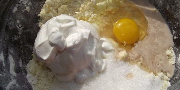 рогалики с джемом и орехами — знакомый вкус детства