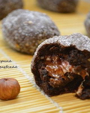 Шоколадно-ореховое печенье с сюрпризом
