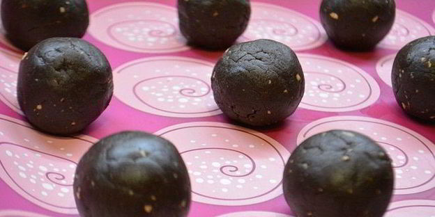 шоколадно-ореховое печенье с сюрпризом