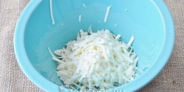 сырное печенье с маком и бисквитной крошкой