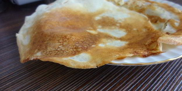 блинчатый пирог с курицей и грибами