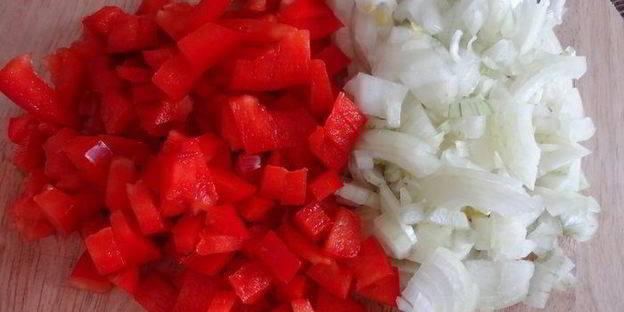 блинчатый пирог с курицей и грибами