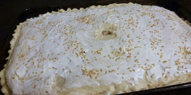 дрожжевой пирог с фаршем и картофелем