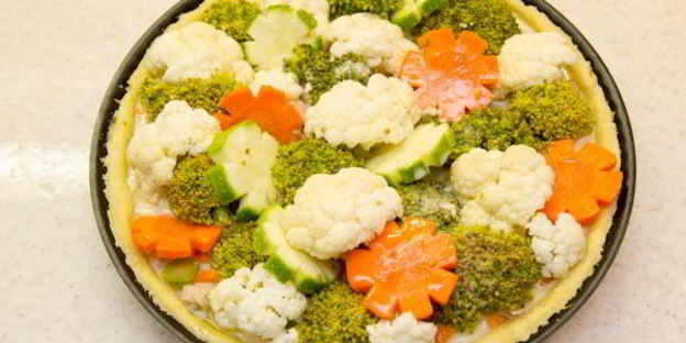 картофельный киш с овощами и мясом